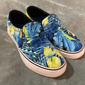 Woman’s Nike court royal slip on